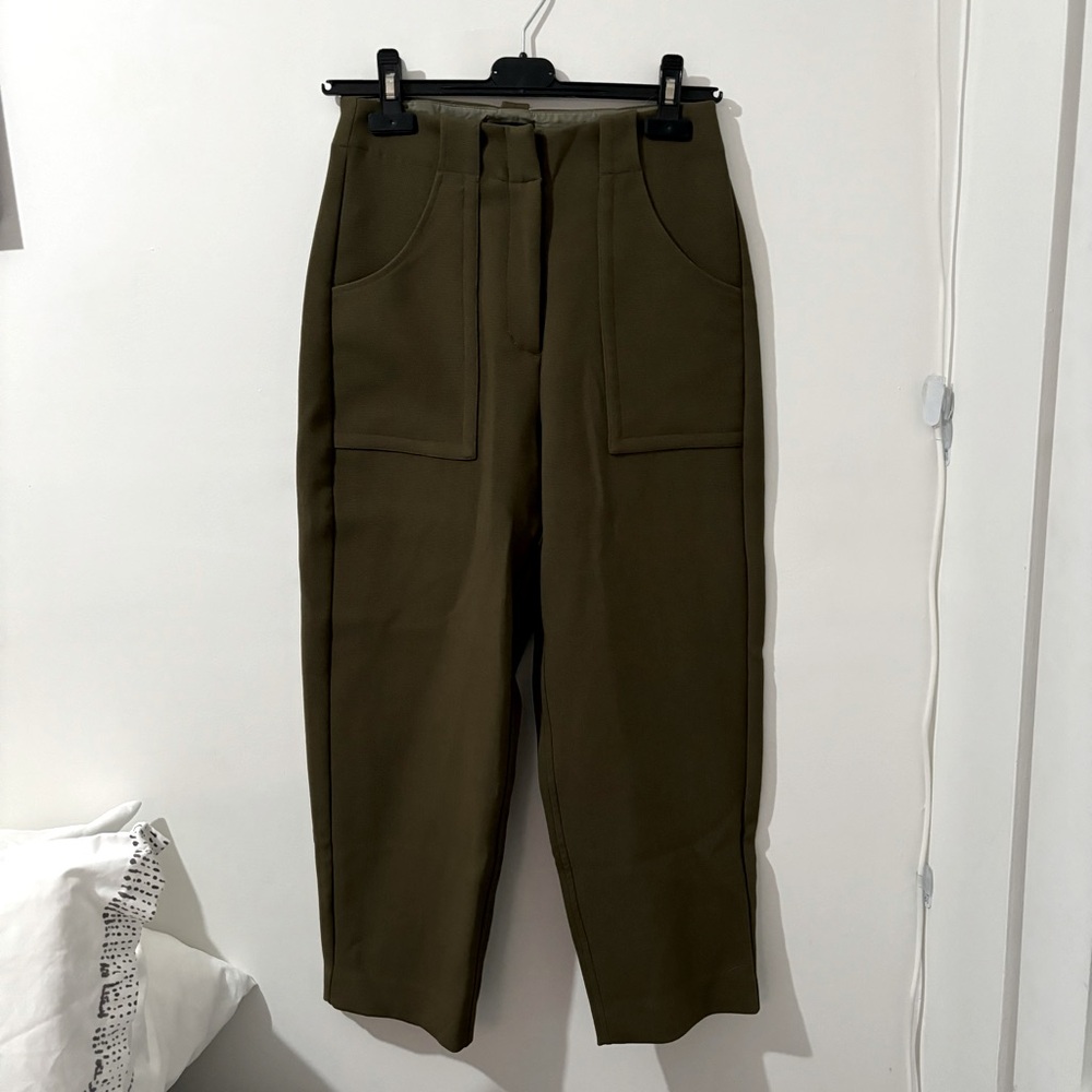 NEW FRANK & OAK BARREL LEG OLIVE GREEN PANTS